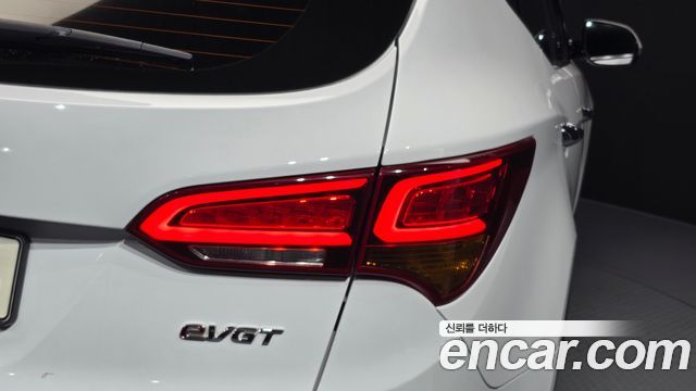 Hyundai Santafe 2016 — photo 9