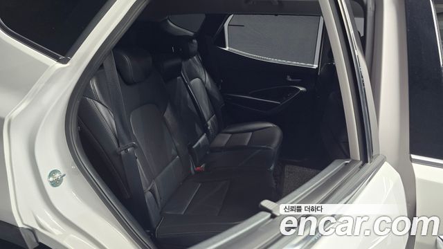 Hyundai Santafe 2016 — photo 16