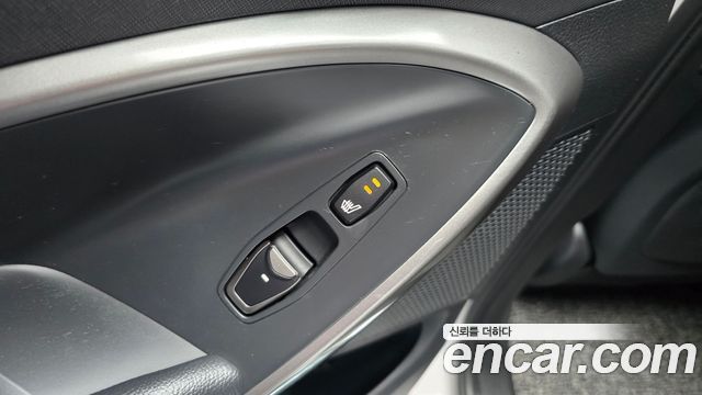 Hyundai Santafe 2016 — photo 29