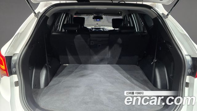 Hyundai Santafe 2016 — photo 31