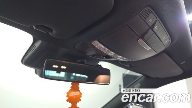 Mercedes-Benz E-Class 2019 — photo 24