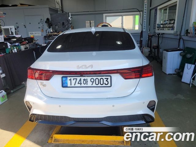 Kia K3 2023 — photo 2
