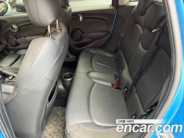 Mini Cooper 2019 — photo 5