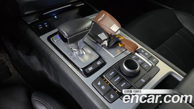 Genesis G80 2017 — photo 9