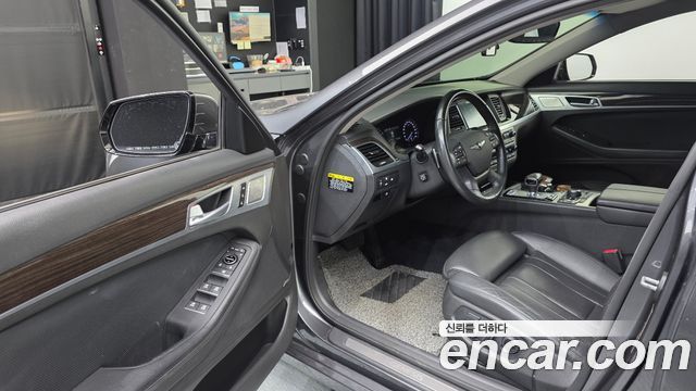 Genesis G80 2017 — photo 10