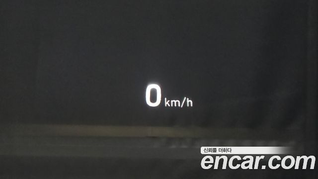 Genesis G80 2017 — photo 11