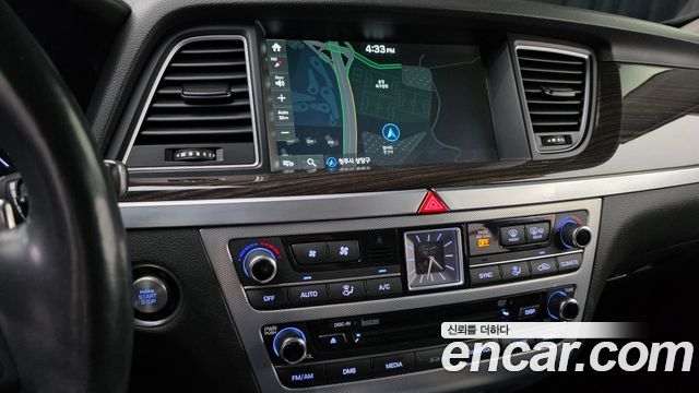 Genesis G80 2017 — photo 13