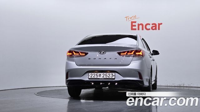 Hyundai Sonata 2023 — photo 4