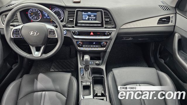 Hyundai Sonata 2023 — photo 10
