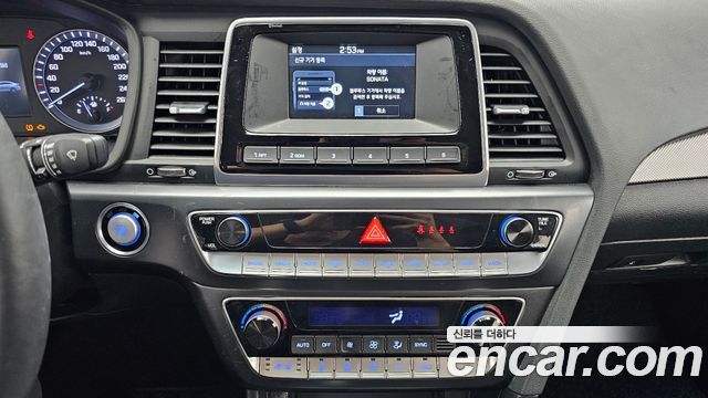 Hyundai Sonata 2023 — photo 20