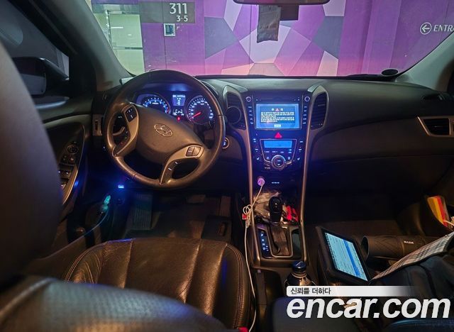 Hyundai i30 2012 — photo 5