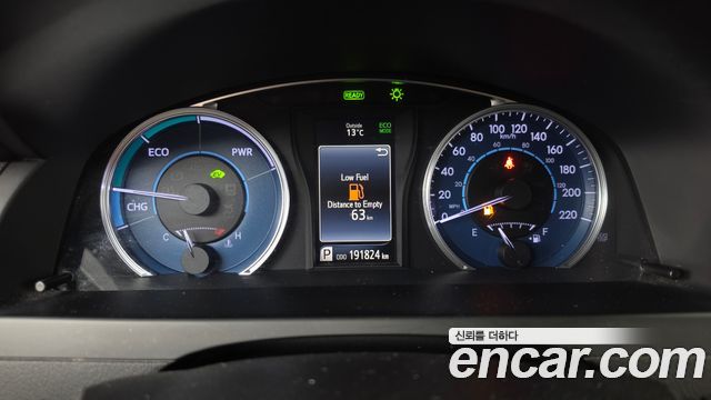 Toyota Camry 2016 — photo 8