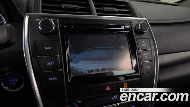 Toyota Camry 2016 — photo 15