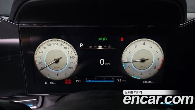 Hyundai AVANTE 2022 — photo 11