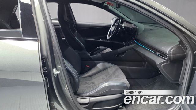 Hyundai AVANTE 2022 — photo 17