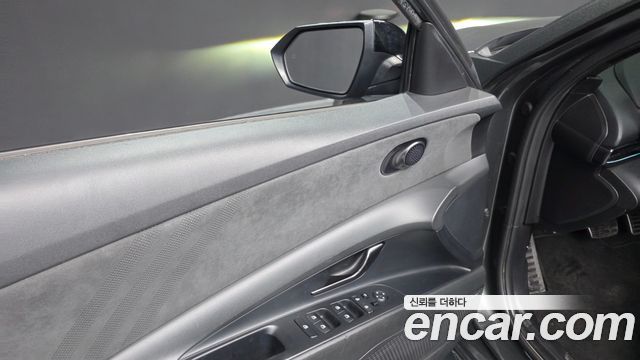 Hyundai AVANTE 2022 — photo 35