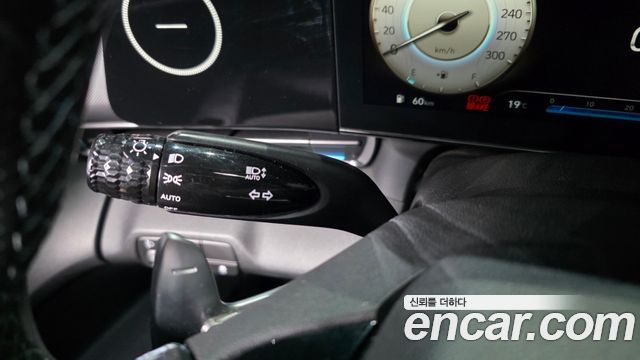 Hyundai AVANTE 2022 — photo 37
