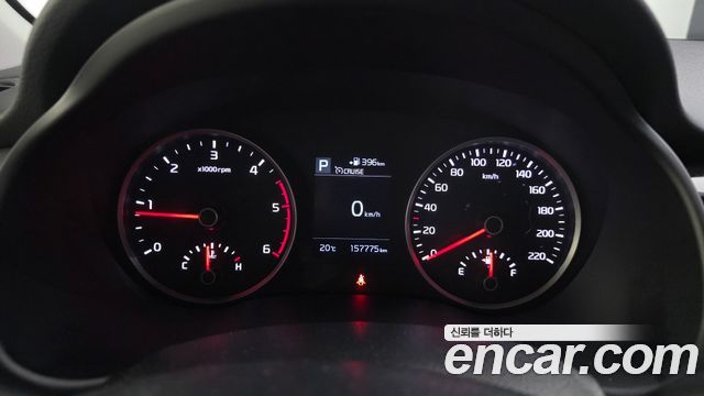 Kia Stonic 2019 — photo 8