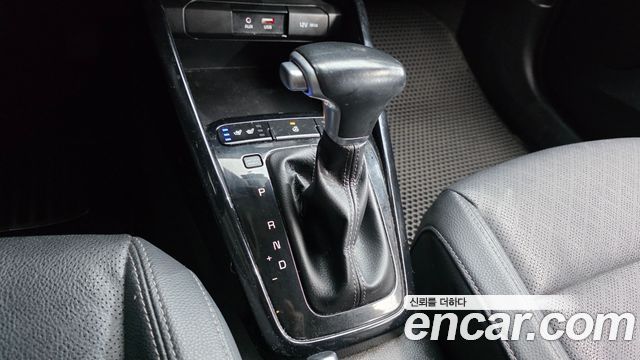 Kia Stonic 2019 — photo 9