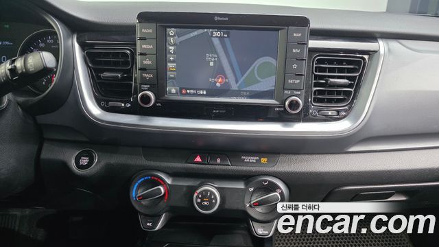 Kia Stonic 2019 — photo 14