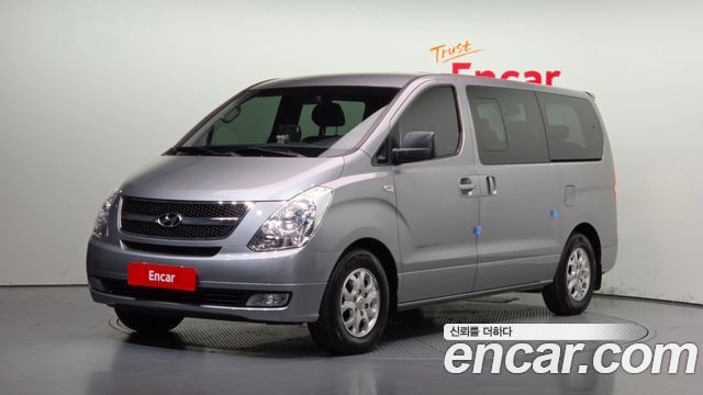 Hyundai Starex 2012 — photo 1