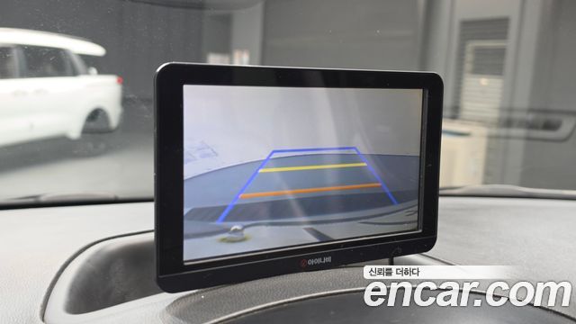 Hyundai Starex 2012 — photo 18