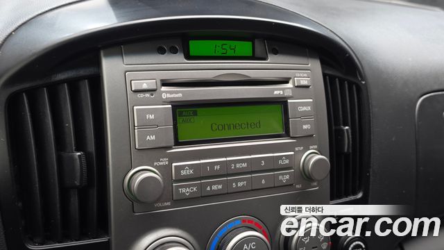 Hyundai Starex 2012 — photo 19