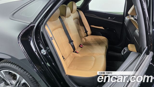 Kia K5 2023 — photo 17