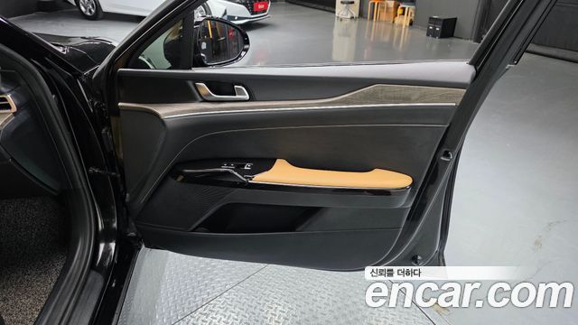Kia K5 2023 — photo 15