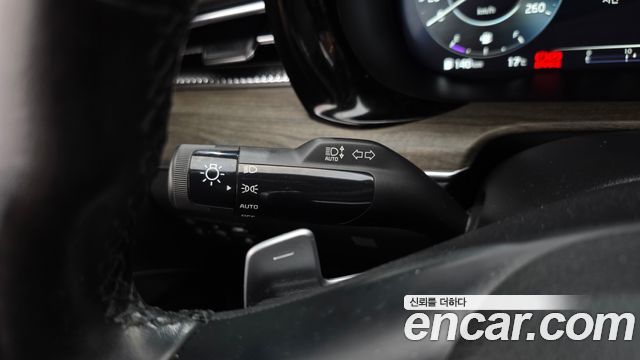 Kia K5 2023 — photo 29