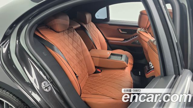Mercedes-Benz S-Class 2026 — photo 17