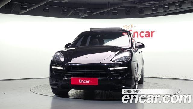 Porsche Cayenne 2013 — photo 3