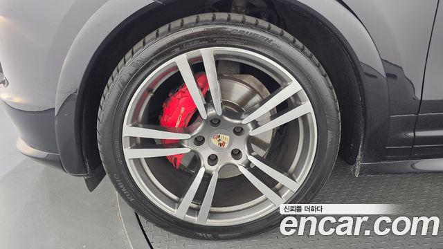 Porsche Cayenne 2013 — photo 5