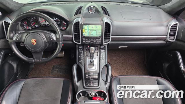 Porsche Cayenne 2013 — photo 7