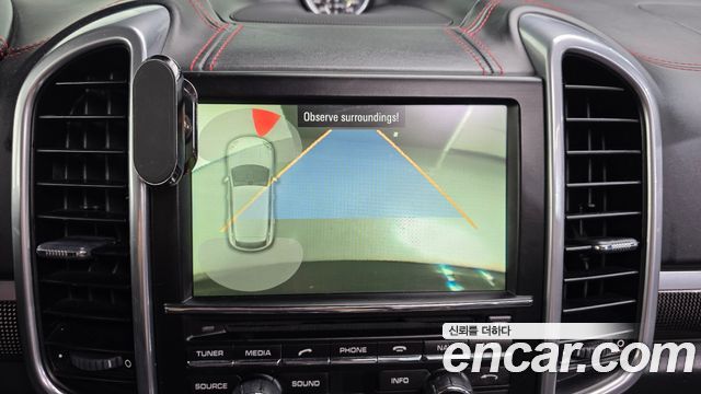 Porsche Cayenne 2013 — photo 15
