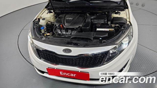 Kia K5 2011 — photo 6