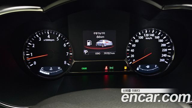 Kia K5 2011 — photo 11