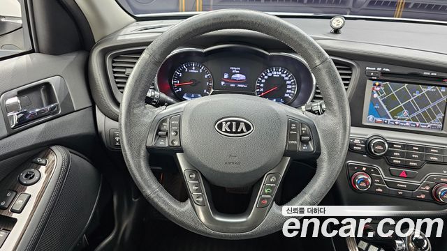 Kia K5 2011 — photo 19
