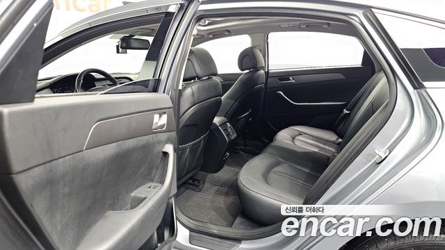 Hyundai Sonata 2015 — photo 11
