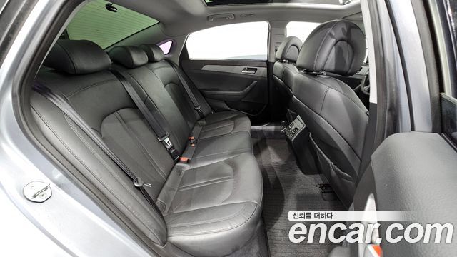 Hyundai Sonata 2015 — photo 12