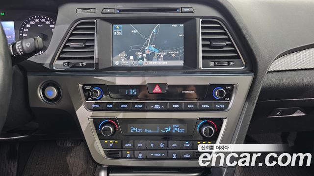Hyundai Sonata 2015 — photo 18