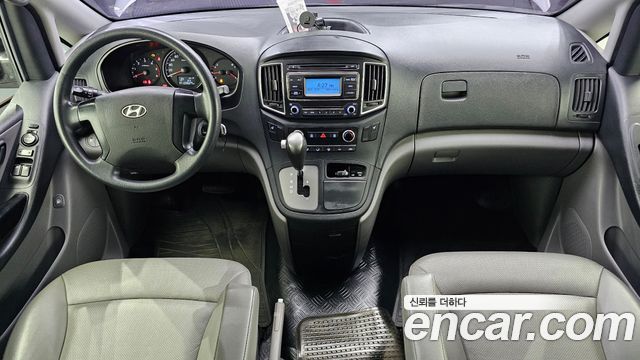 Hyundai Starex 2016 — photo 10