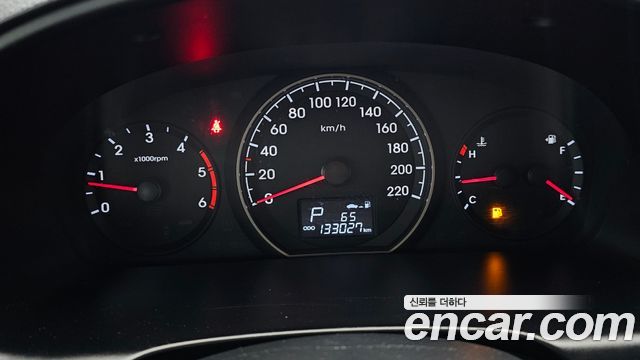 Hyundai Starex 2016 — photo 11