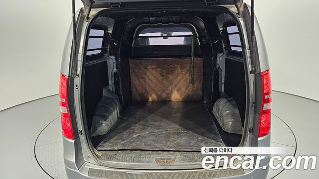 Hyundai Starex 2016 — photo 26