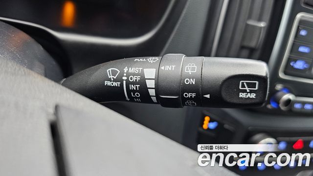 Hyundai Starex 2016 — photo 27
