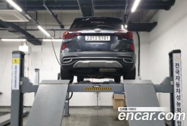 Kia Seltos 2020 — photo 2