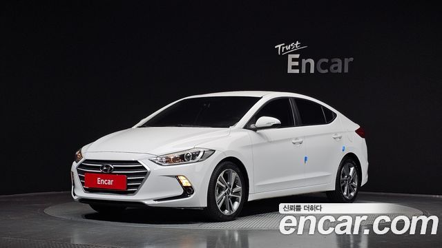 Hyundai AVANTE 2018 — photo 1