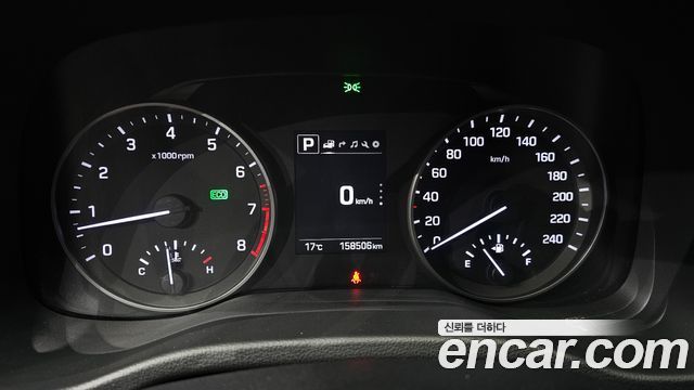 Hyundai AVANTE 2018 — photo 8
