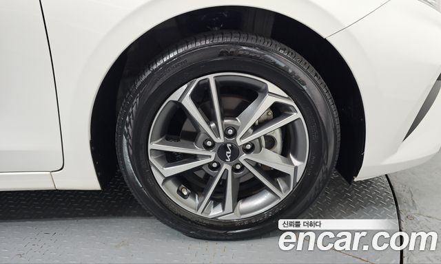Kia K3 2022 — photo 7