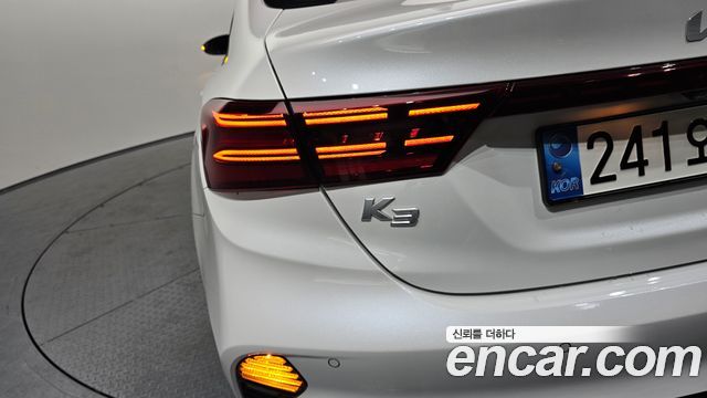 Kia K3 2022 — photo 9